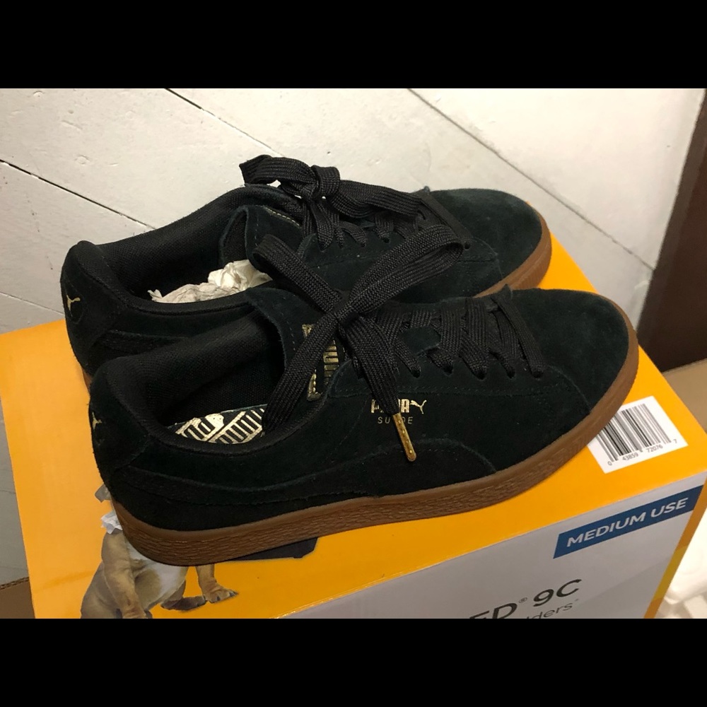 Women’s Sneakers